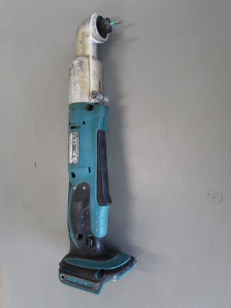 Vinkelboremaskine MAKITA DTL061