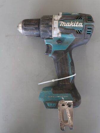 Bore-/skruemaskine MAKITA DDF484