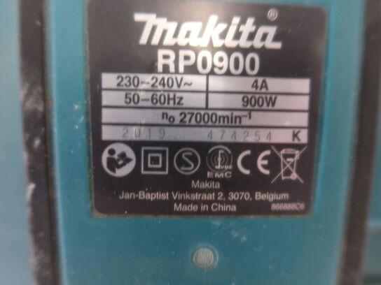 Overfræser MAKITA RP0900