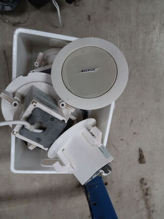 Højtaler inkl. Anlæg, stand og funktion ukendt