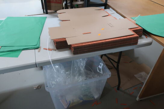 Plastfoldebord 