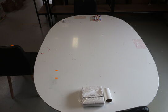 Spisebord inkl. 2 stole