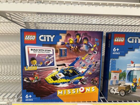 Ca. 60 kasser LEGO