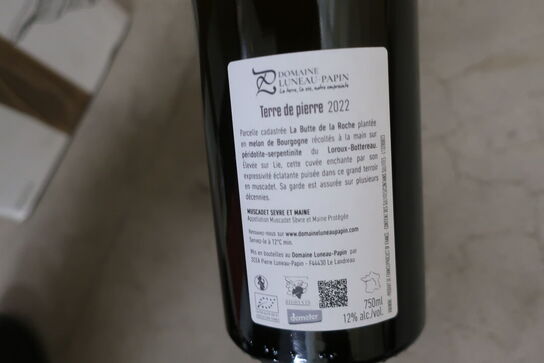 6 fl. Rødvin DOMAINE LUNEAU-PAPIN Terre de Pierre 2022