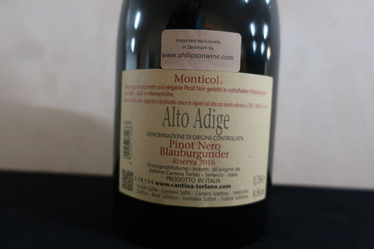 2 fl. Rødvin MONTICOL Alto Adige Pinot Nero 2016