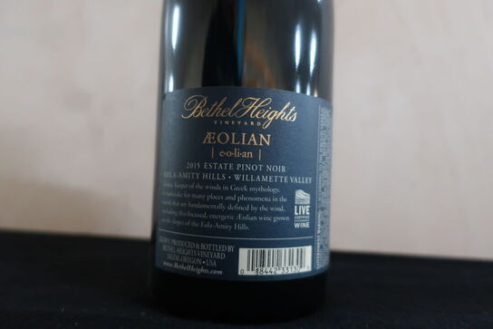 3 fl. Rødvin BETHEL HEIGHTS Æolian Pinot Noir 2015