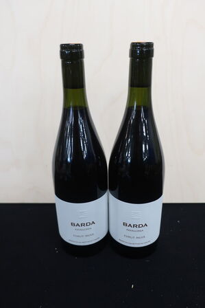 2 fl. Rødvin BARDA Pinot Noir 2018
