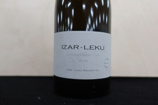 3 fl. Hvidvin IZAR-LEKU HONDARRABI ZURI 2018