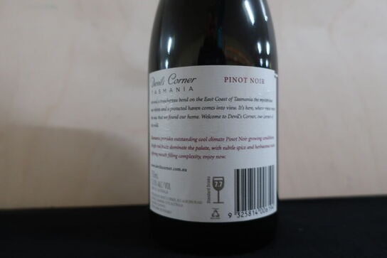 5 fl. Rødvin TASMANIA Devils Corner Pinot Noir 2016