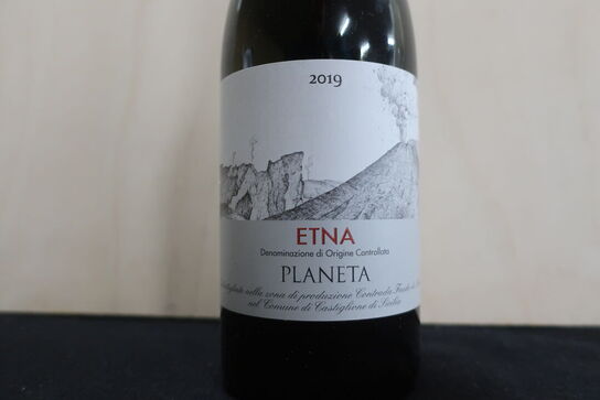 2 fl. Rødvin PLANETA Etna Rosso 2019
