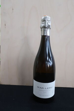 5 fl. Mousserende vin IZAR-LEKU Hondarrabi Zuri 2018