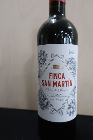 3 fl. Rødvin FINCA SAN MARTIN Torre De Ona Crianza 2019