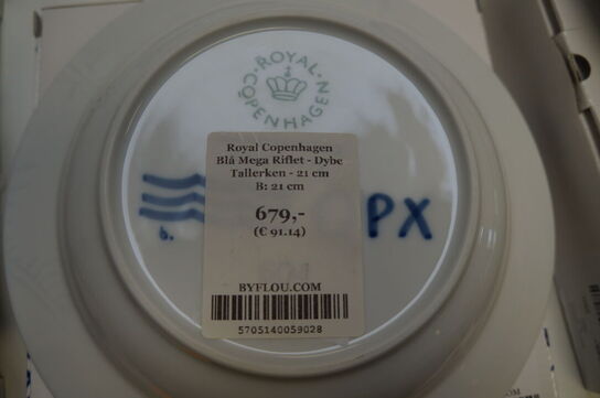 Dyb tallerken ROYAL COPENHAGEN MEGA RIFLET