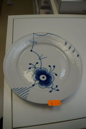 Tallerken ROYAL COPENHAGEN MEGA RIFLET