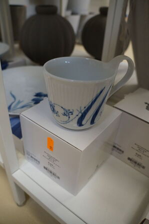 Kop  ROYAL COPENHAGEN ALFABET M