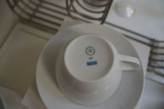 Kop & Underkop ROYAL COPENHAGEN HVID RIFLET