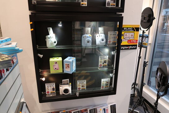 Butiksinventar uden indhold