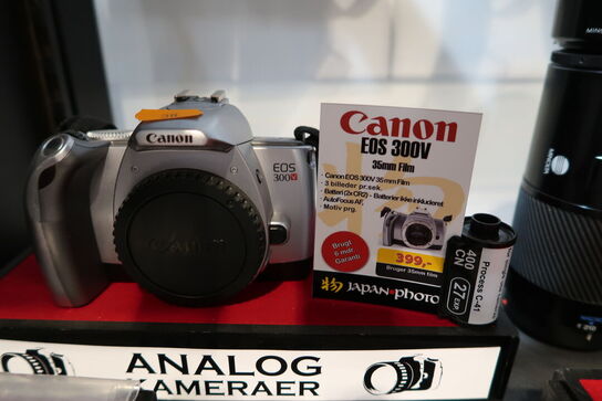 Analog kamera CANON E0S 300V, Objektiv AF LENS 70-210