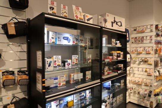 Butiksinventar uden indhold