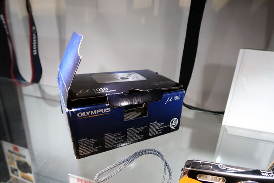 Digital kamera OLYMPUS MJU 1010 med taske