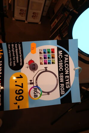 LED lys FALCONEYES MC-180C