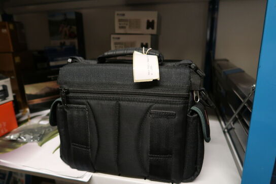 Kamerastaske med objektiver NIKON