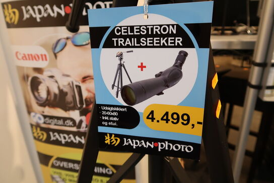 Udsigtskikkert CELESTRON TRAILSEEKER på stativ