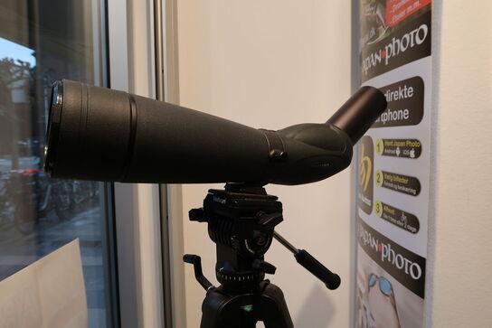 Udsigtskikkert CELESTRON TRAILSEEKER på stativ