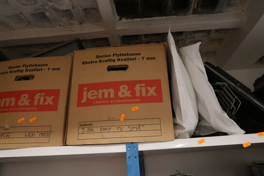 Kasse med 3 stk. tv SONY