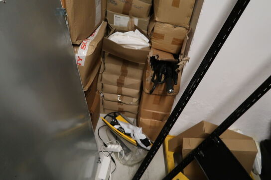 Div. Plastikposer samt paraplyer