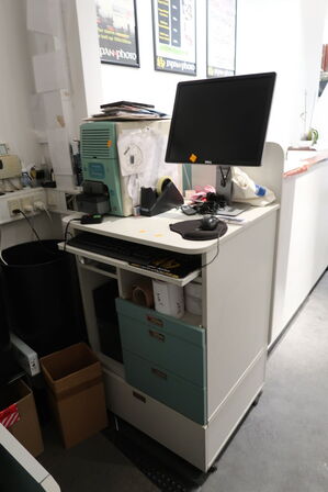 Digital minilab FUJIFILM SP500 med computer, computerskærm m.m.