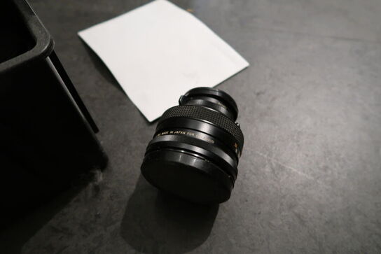 Kasse med div. Objektiver CANON EFS 18.55mm, SEIKO m.fl.