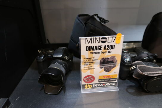 Spejlreflekskamera MINOLTA Dimage A200 med taske
