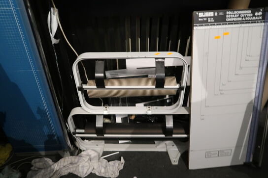 2 stk. holdere til gavepapir