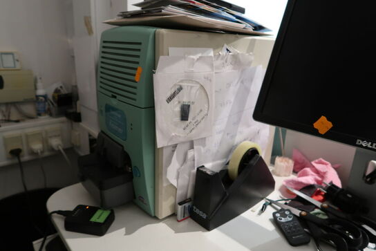 Digital minilab FUJIFILM SP500 med computer, computerskærm m.m.