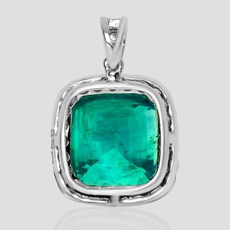3,96 ct. meget fin smaragd og diamant vedhæng i 14 kt. hvidguld. IGI.