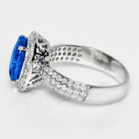 3,19 ct, Safir og brillantring af 18 kt. hvidguld. IGI