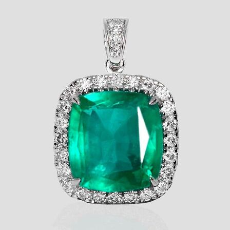 3,96 ct. meget fin smaragd og diamant vedhæng i 14 kt. hvidguld. IGI.