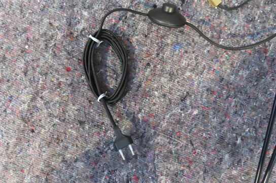 Gulvlampe WARM NORDIC