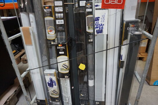 Stort parti Ass Persienner, rullegardiner m.m. 