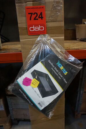 Sandkasse i lærketræ, inkl. sandkassenet - 150 x 150 cm 