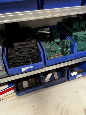 Div. Rørklemmer til hydraulik