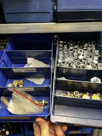 Div. Varelager til hydraulik