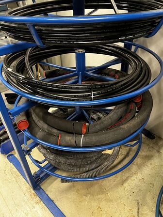 Stativ m. Hydraulikslanger