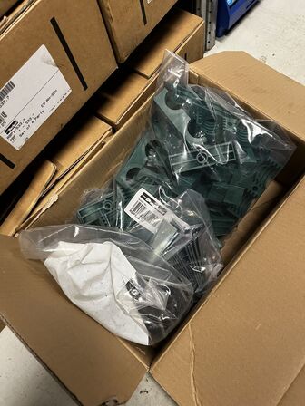 Div. Rørklemmer til hydraulik