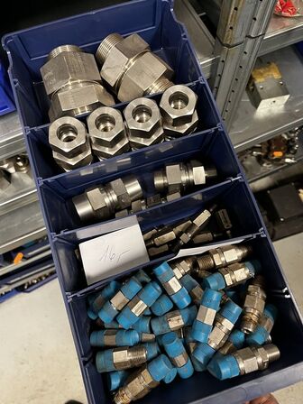 Div. Varelager til hydraulik