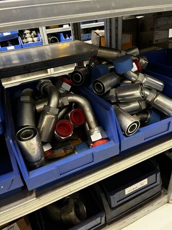 Div. Varelager til hydraulik