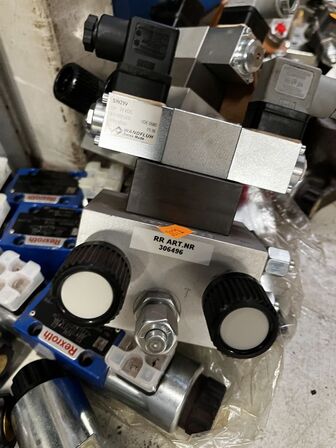 Div. Hydrauliske ventiler mv.