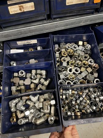 Div. Varelager til hydraulik