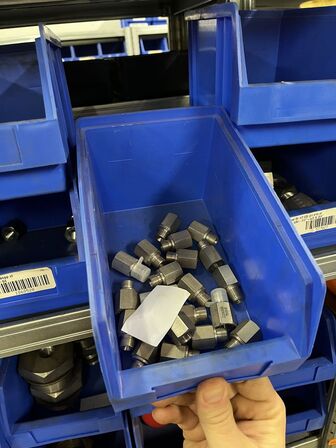 Div. Varelager til hydraulik